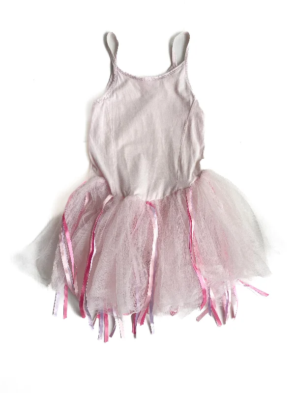 Dance leotard with skirt (5-6Y)