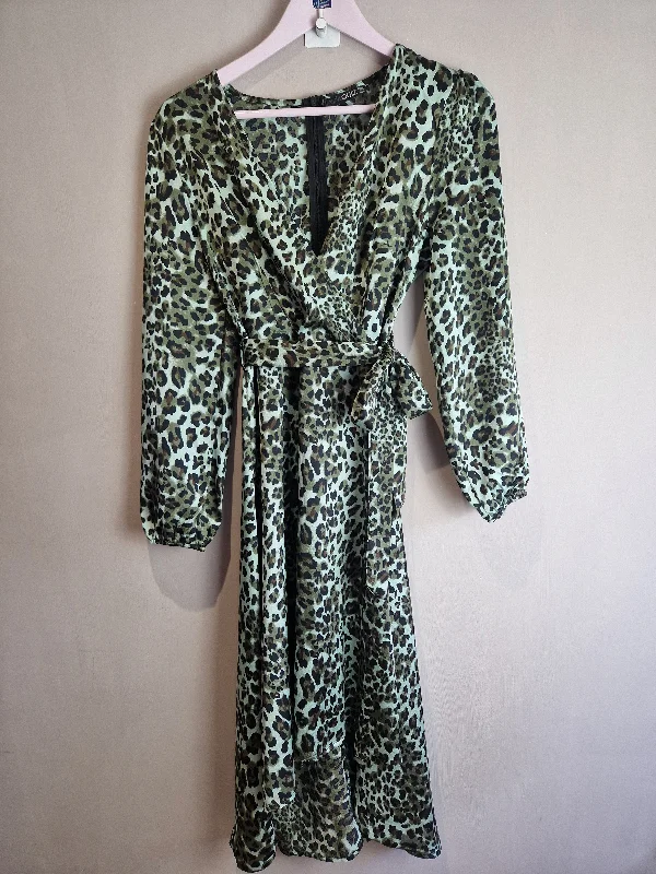 Quiz turquoise leopard print faux wrap dress - size 10